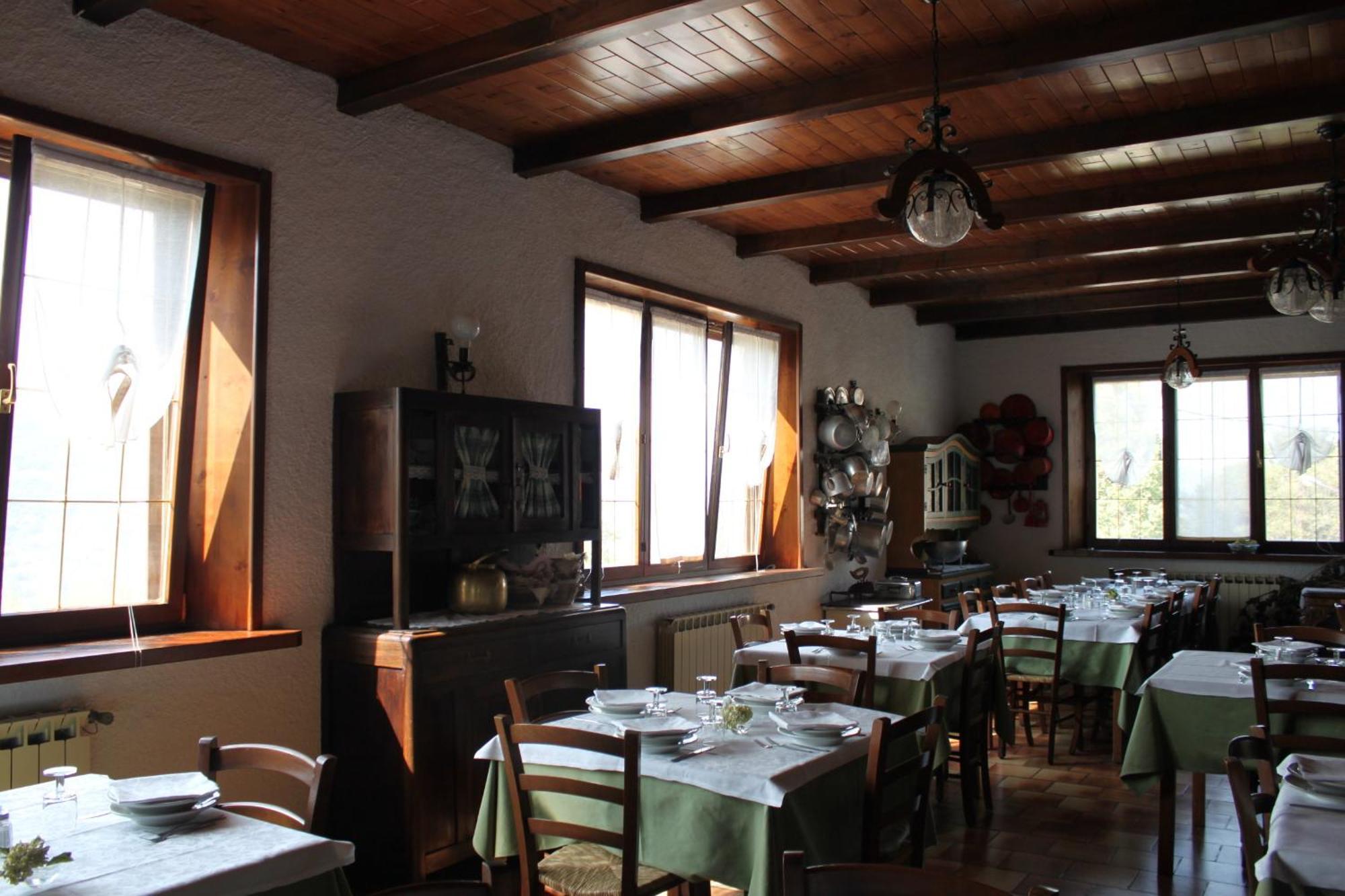 Locanda San Giorgio Sestola Exterior photo